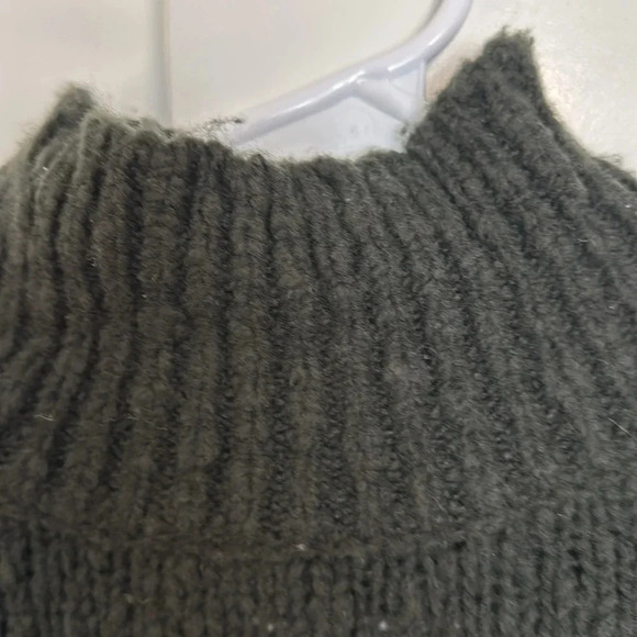 NWT Vince Turtleneck Wool Blend Sweater Green Size XS Chunky Knit Side Slits - Picture 10 of 12
